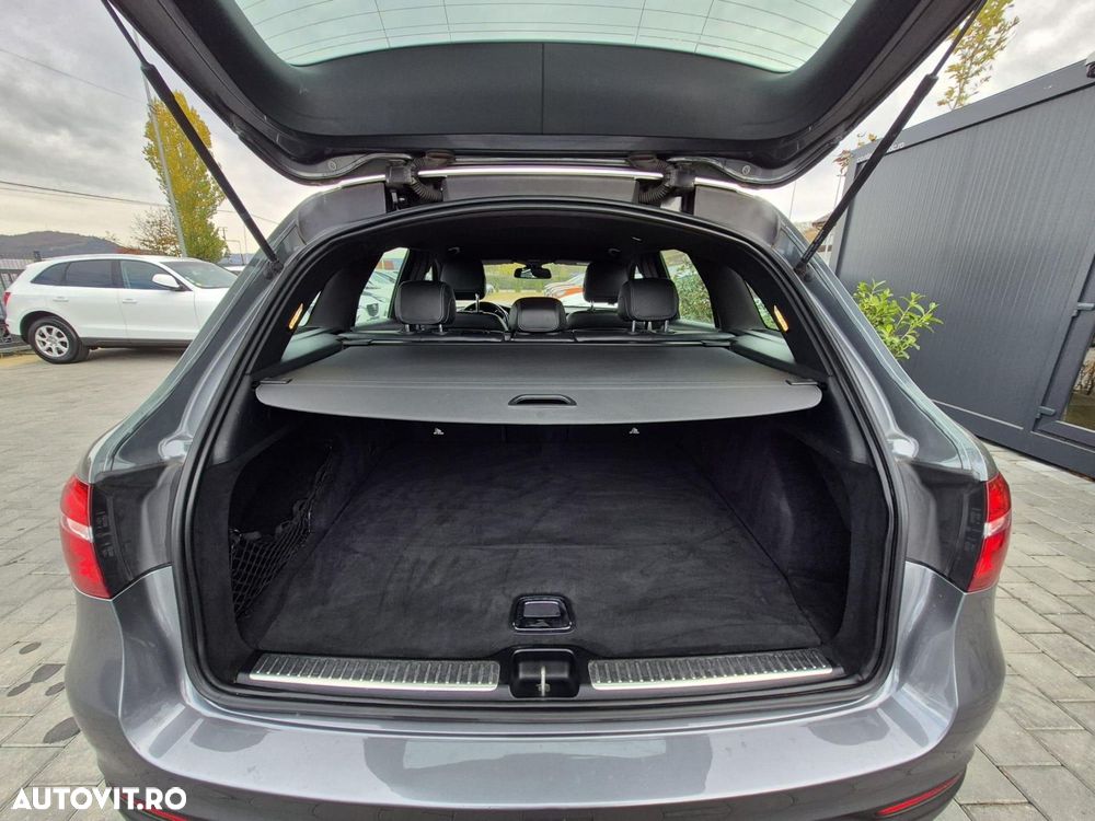 Mercedes-Benz GLC - 11