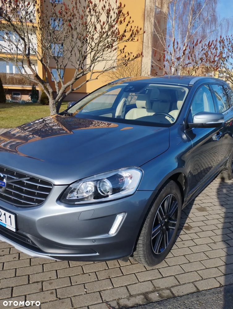 Volvo XC 60 D4 Momentum - 6