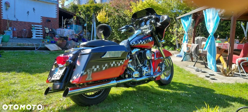 Harley-Davidson Touring Street Glide - 15