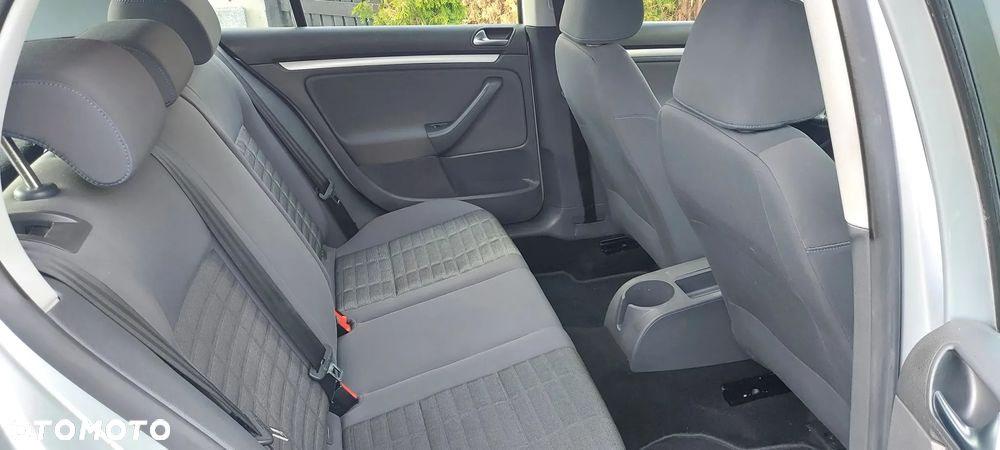 Volkswagen Golf 1.4 Goal - 23