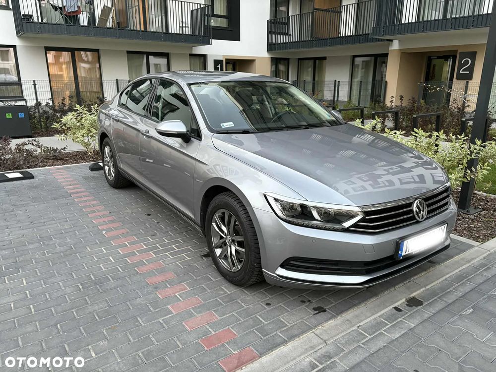 Volkswagen Passat 1.4 TSI BMT Trendline - 2