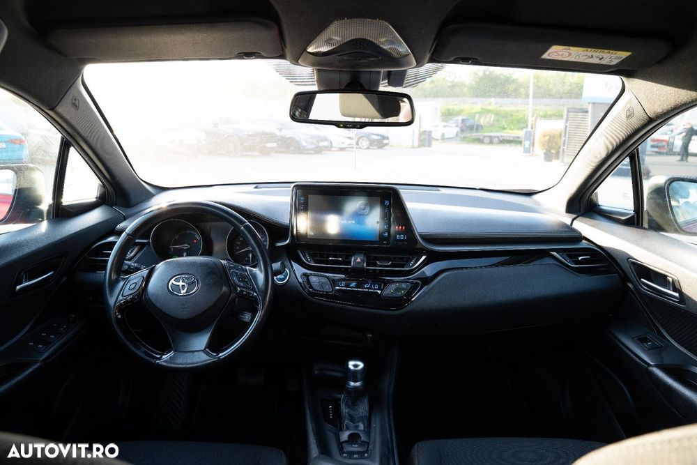 Toyota C-HR - 8