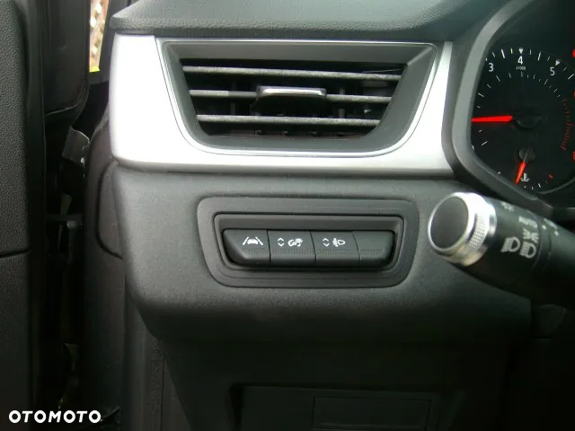 Renault Captur TCe 100 INTENS - 9