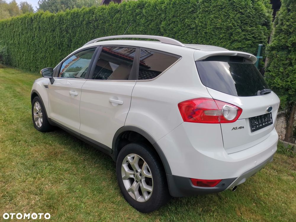 Ford Kuga 2.0 TDCi 2x4 Titanium - 6