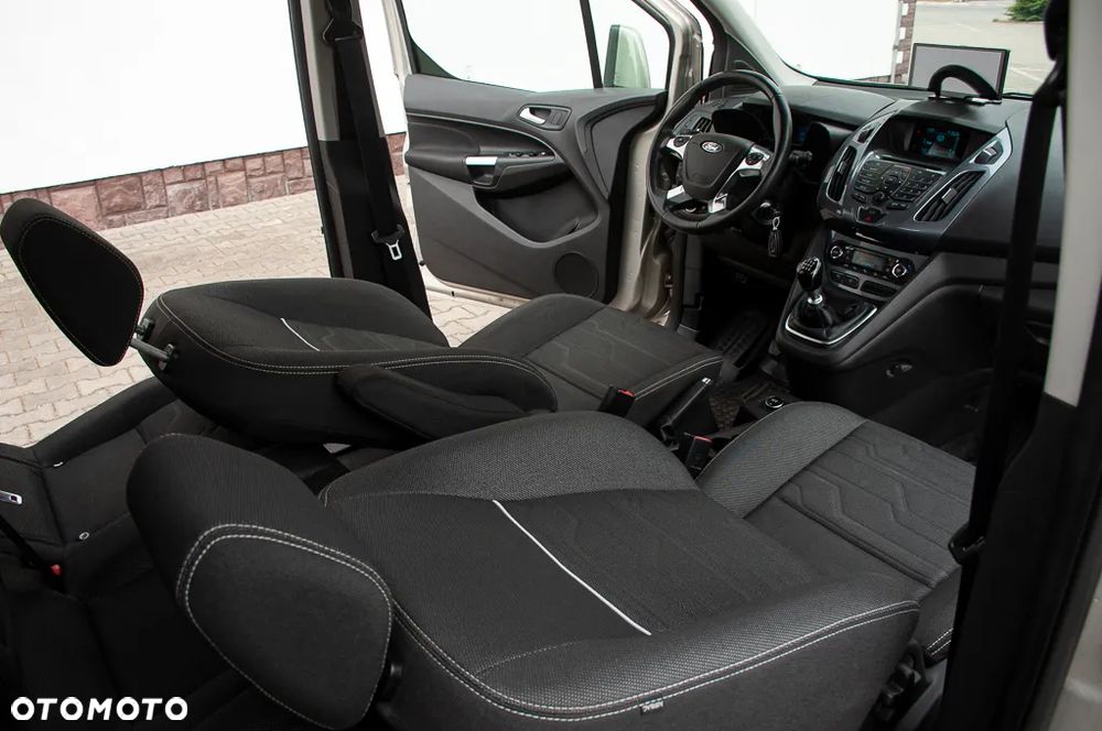 Ford Tourneo Connect Grand 1.6 TDCi Titanium - 28