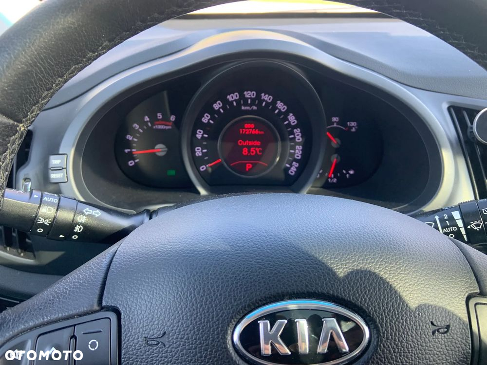 Kia Sportage - 10