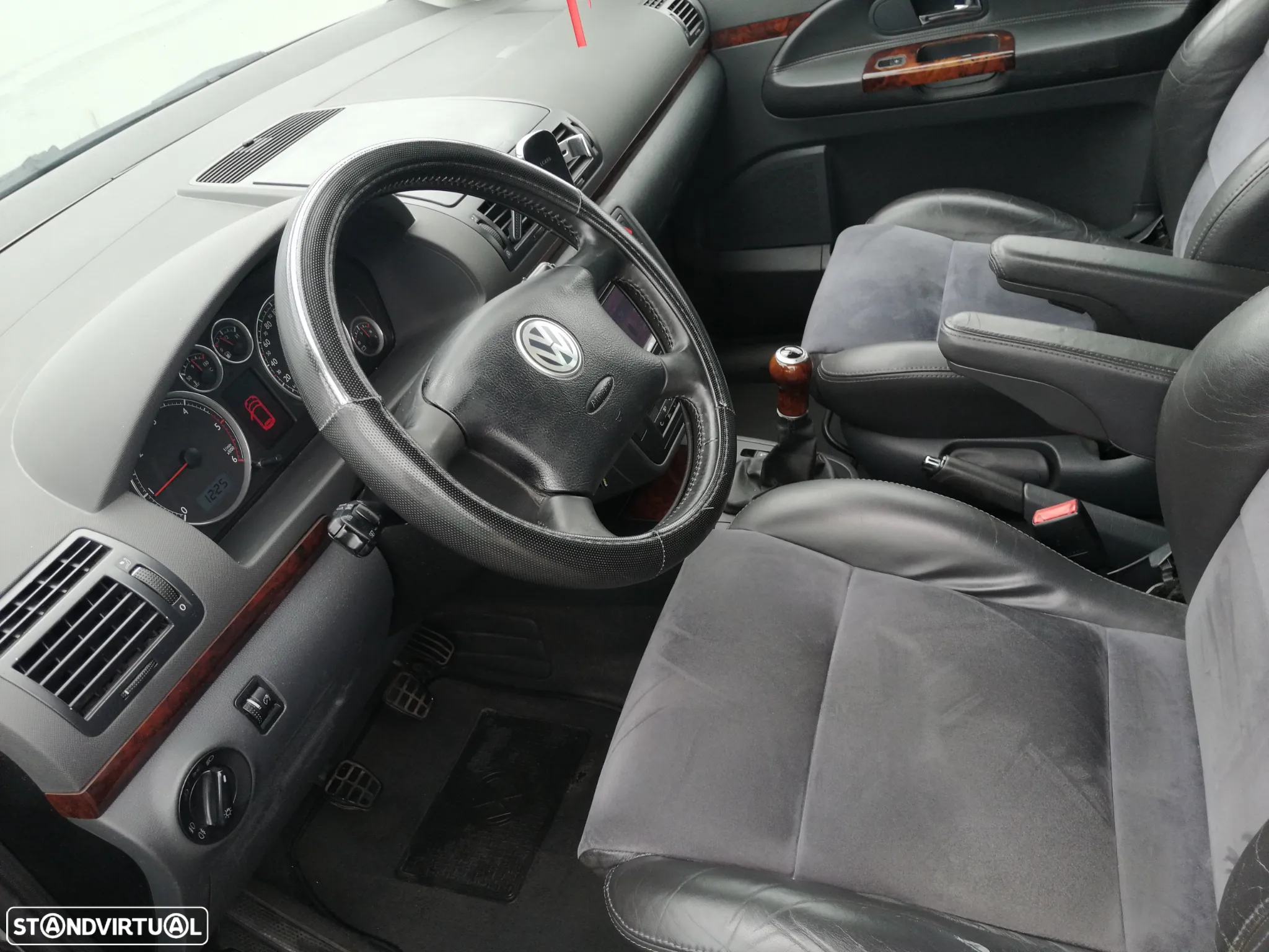 VW Sharan - 15