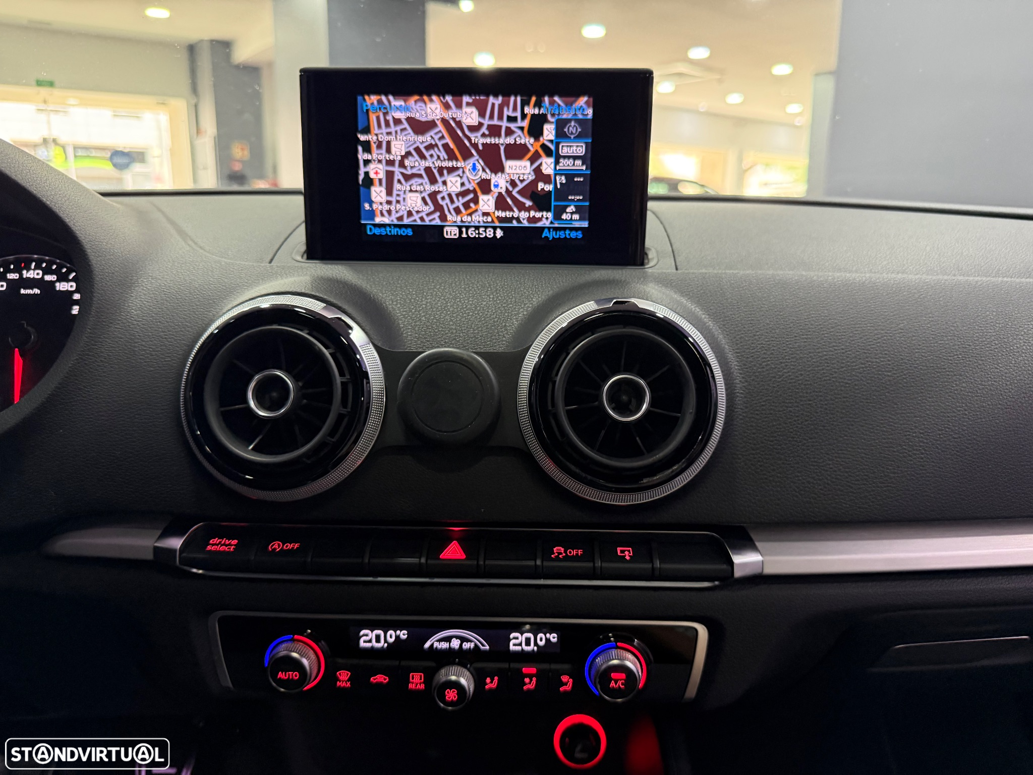 Audi A3 1.6 TDI S-line - 14