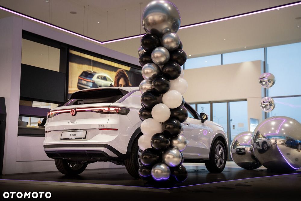 Volkswagen T-Roc - 13