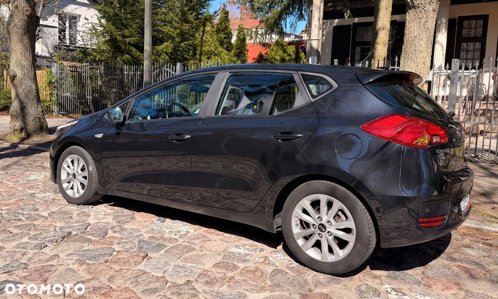 Kia Ceed 1.4 CVVT Attract - 10