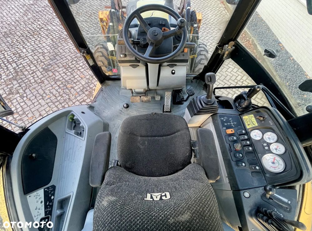 Caterpillar 432 E , rok 2008 - 11