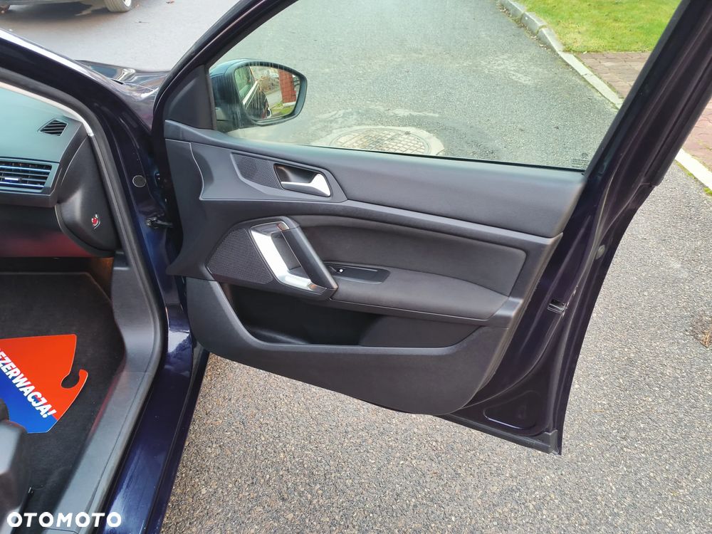 Peugeot 308 BlueHDi 120 EAT6 Stop & Start Allure - 19