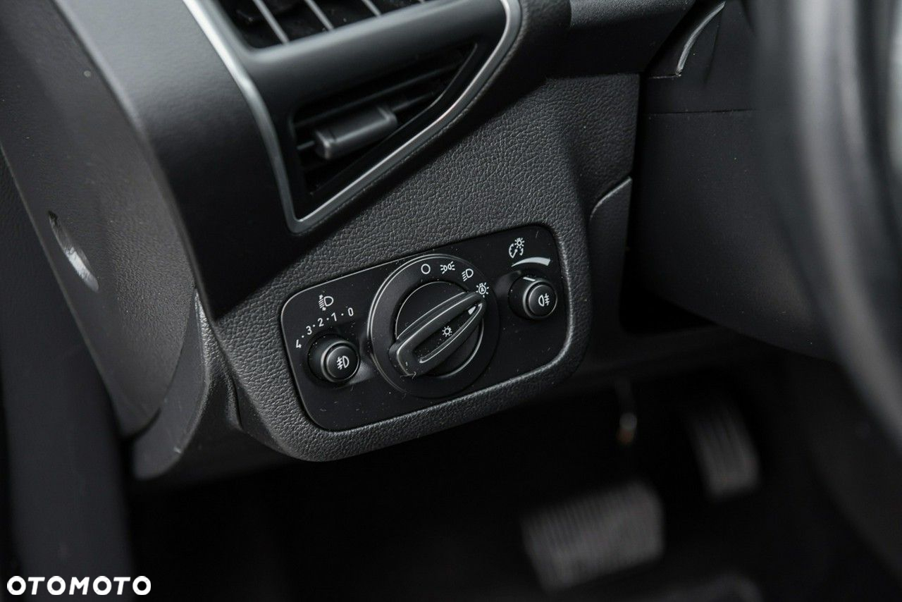 Ford Kuga - 29