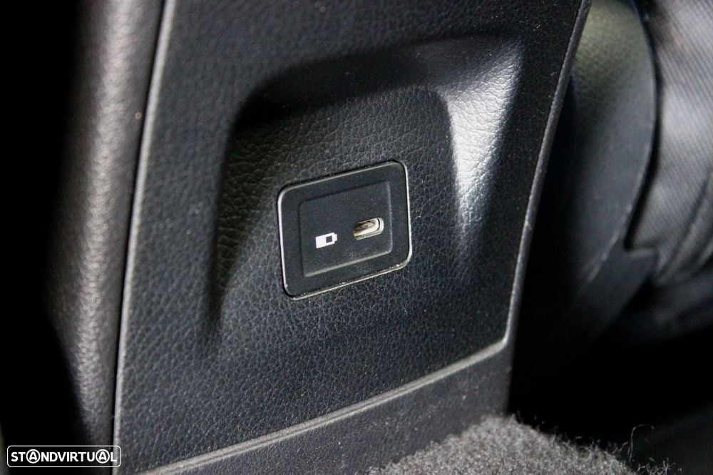 Mercedes-Benz CLA 180 d Shooting Brake Business Solutions Aut. - 36