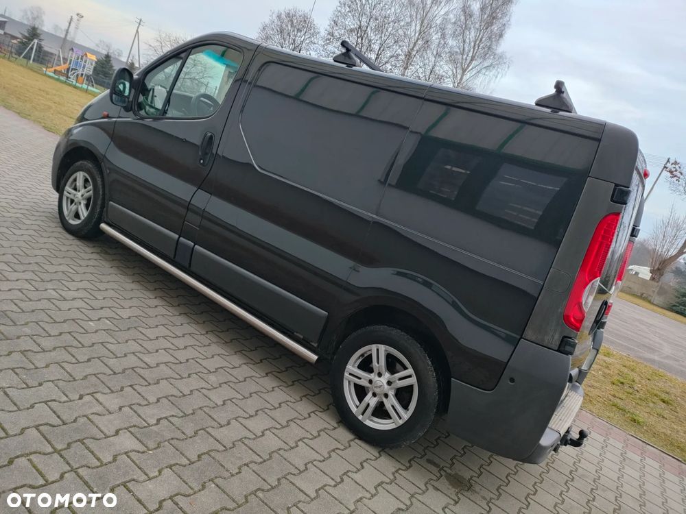 Opel Vivaro - 12