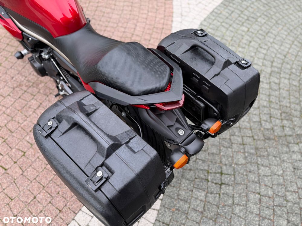 Yamaha XJ - 22