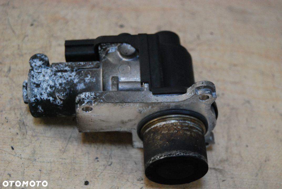 ZAWÓR EGR 03G131501D 2.0 TDI BMM AUDI A3 8P VW SEAT - 5