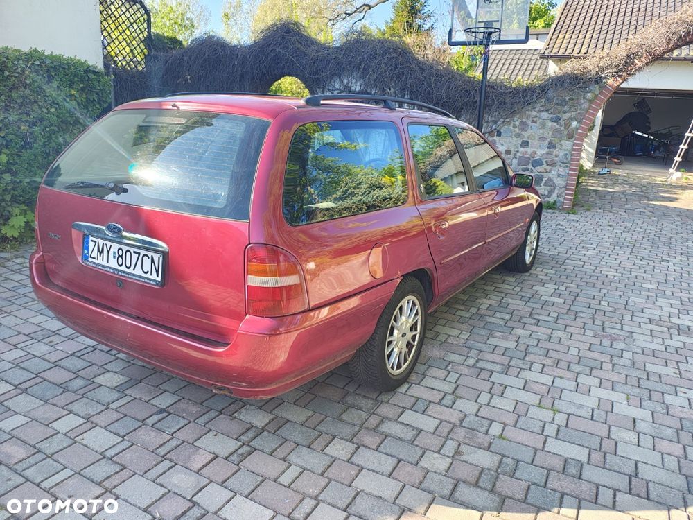 Ford Mondeo - 2