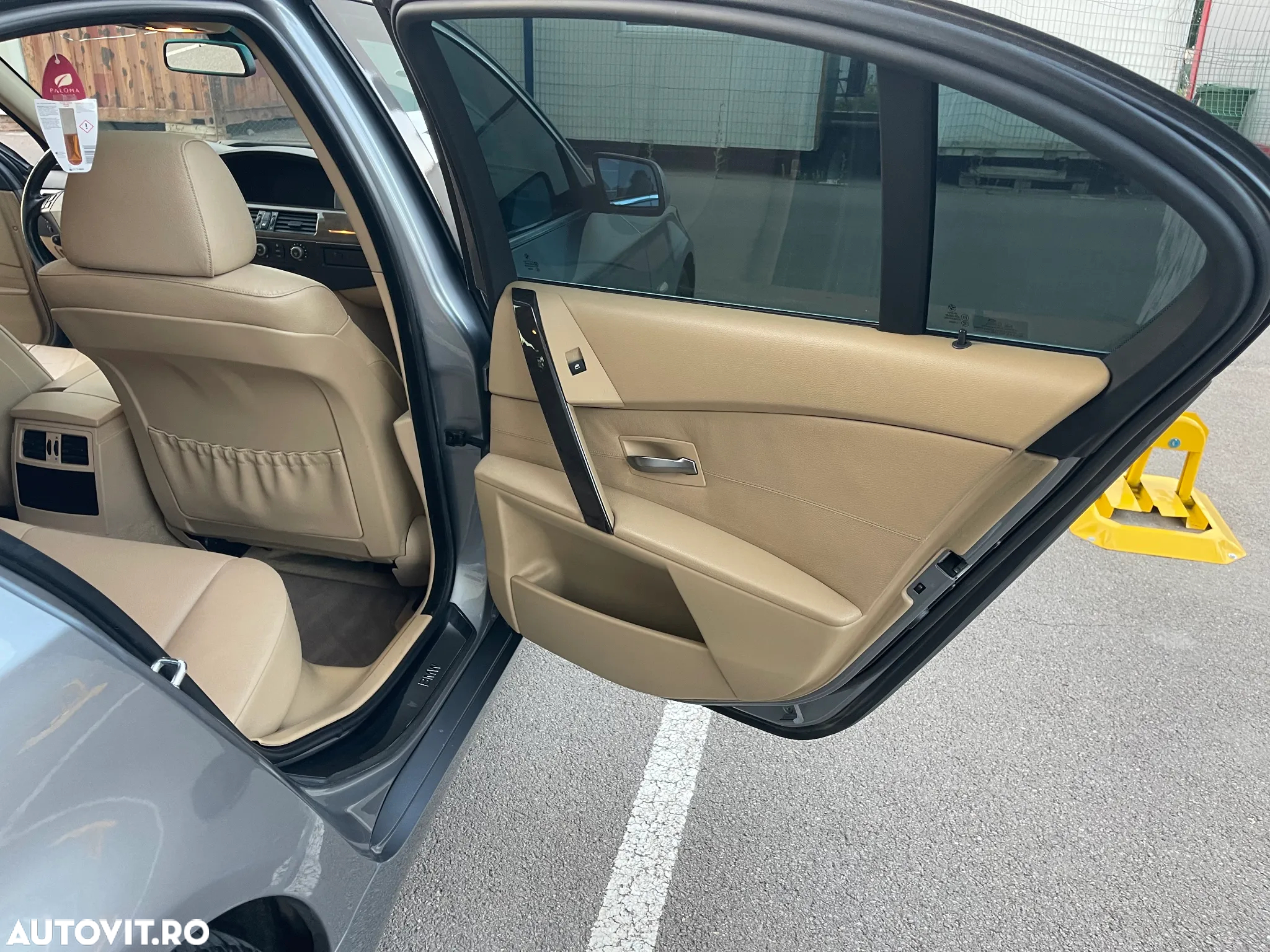 BMW Seria 5 520i - 17