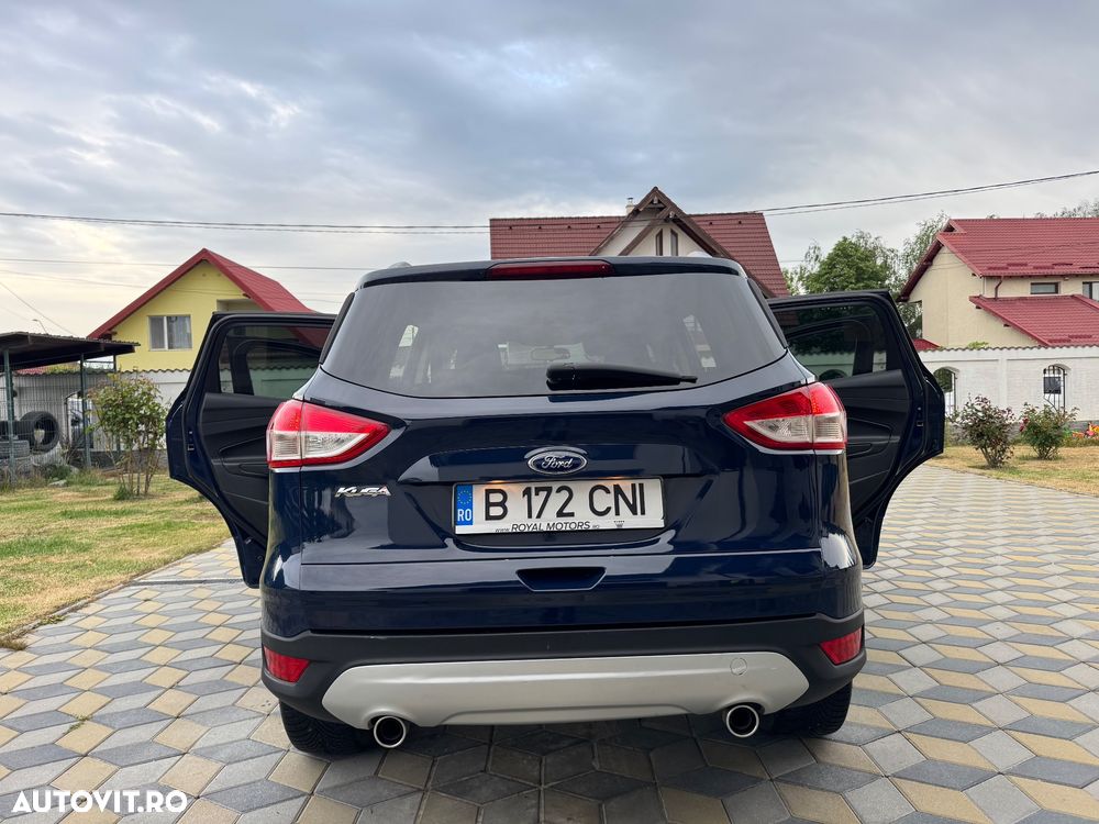 Ford Kuga - 11