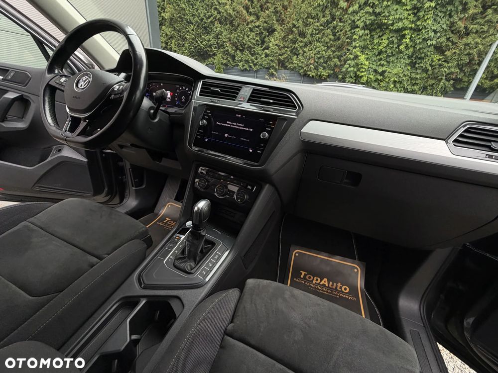 Volkswagen Tiguan - 16
