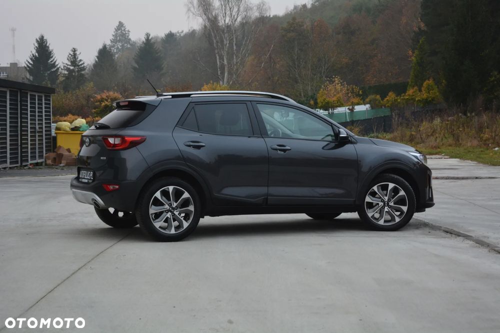Kia Stonic - 22