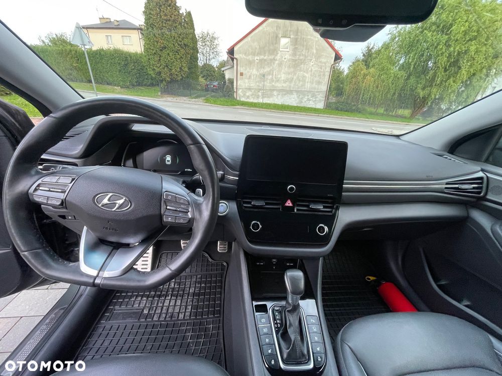 Hyundai IONIQ plug-in hybrid Premium - 18