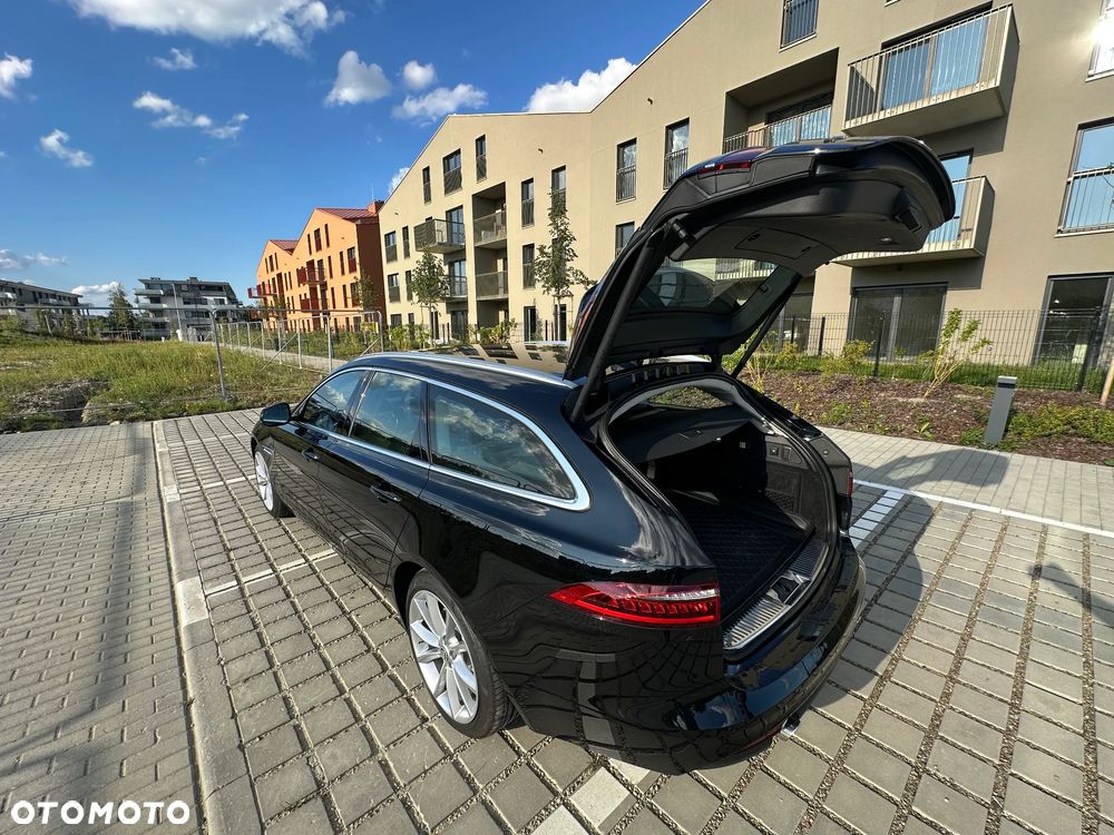 Jaguar XF 2.0 i4D AWD Portfolio - 13
