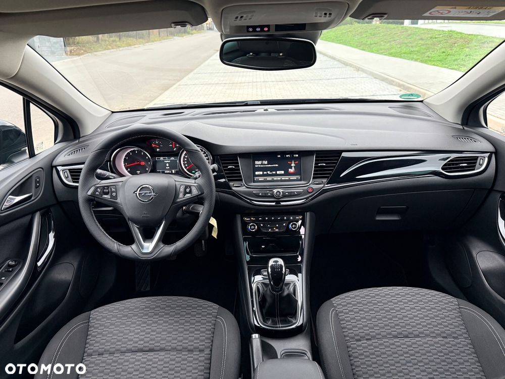 Opel Astra 1.4 T Elite - 22