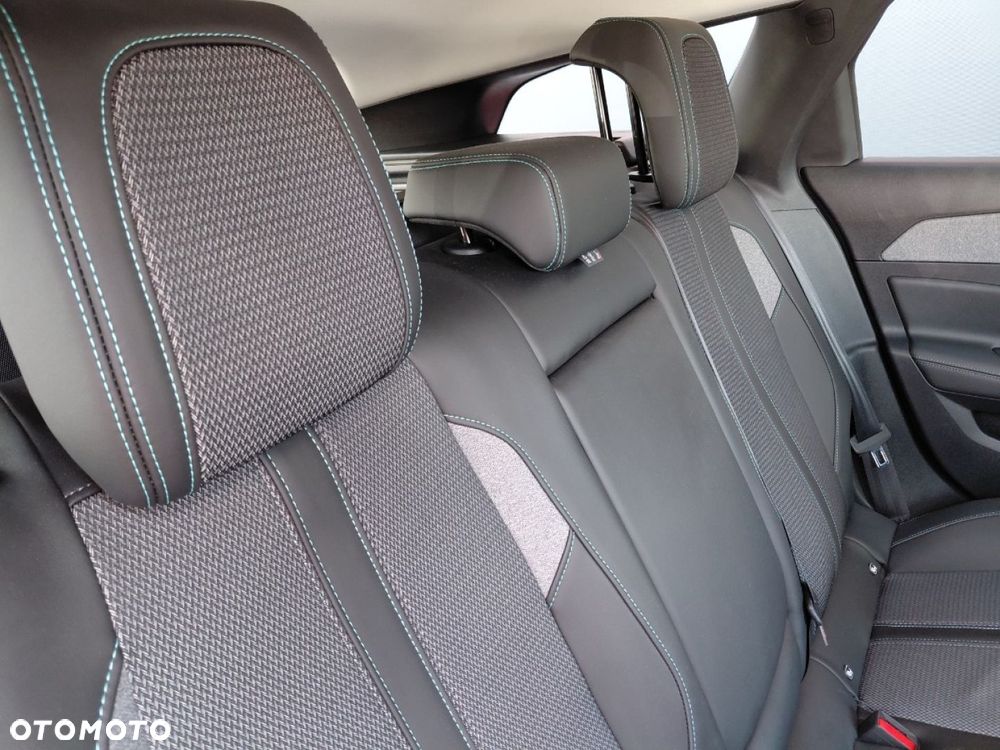 Peugeot 308 - 18