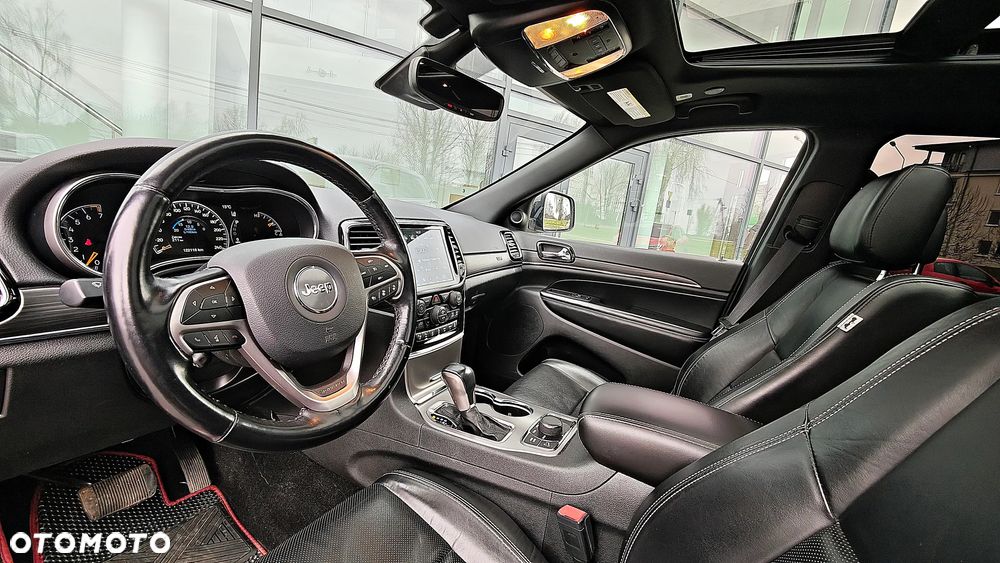 Jeep Grand Cherokee - 17