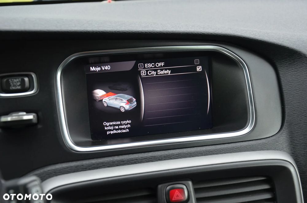 Volvo V40 D2 Kinetic - 22