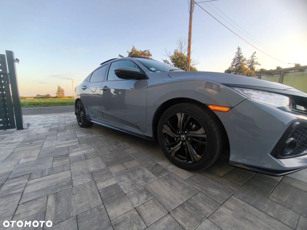 Honda Civic 1.5 i-VTEC Turbo Sport Plus - 9