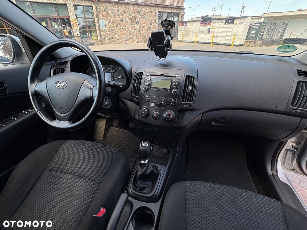 Hyundai i30 1.4 Base EU5 - 9