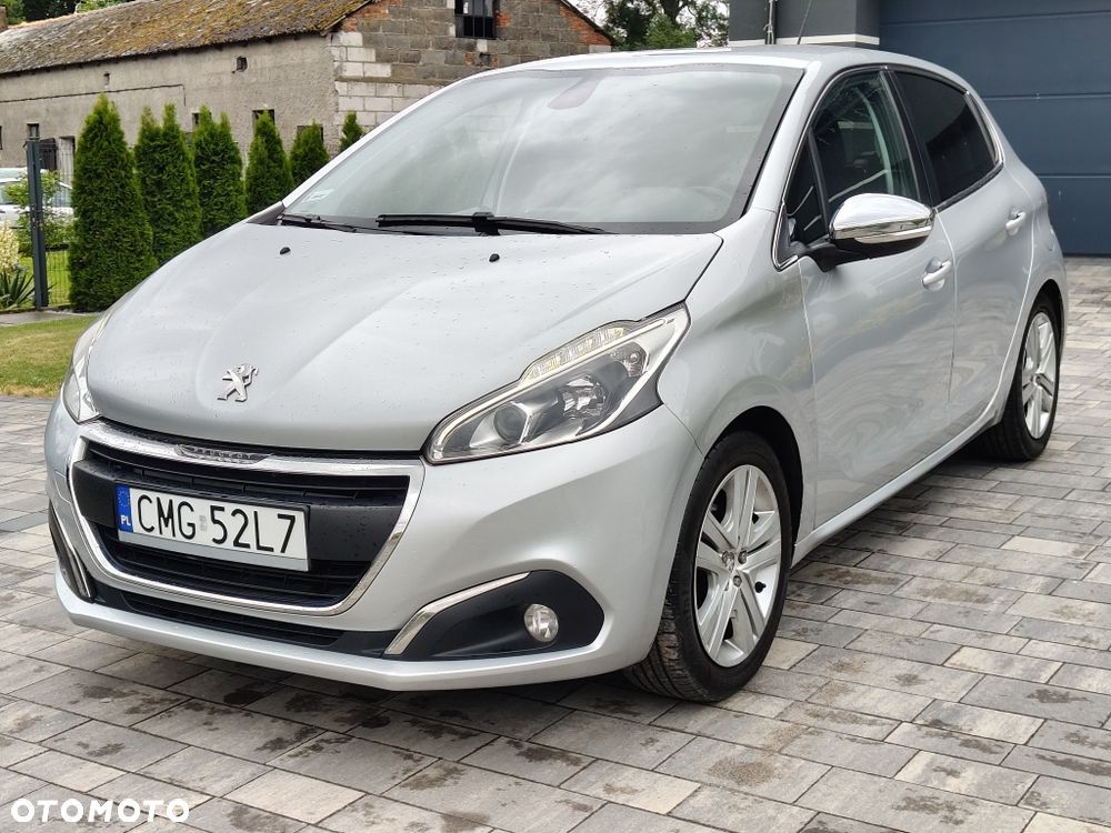 Peugeot 208 - 2