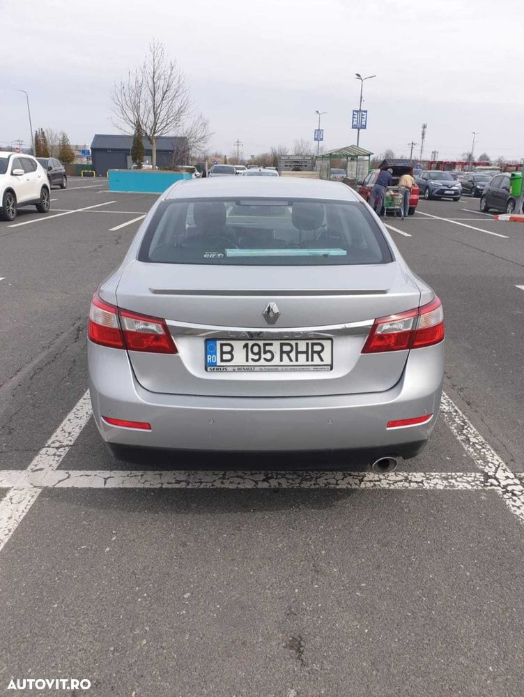 Renault Latitude - 3