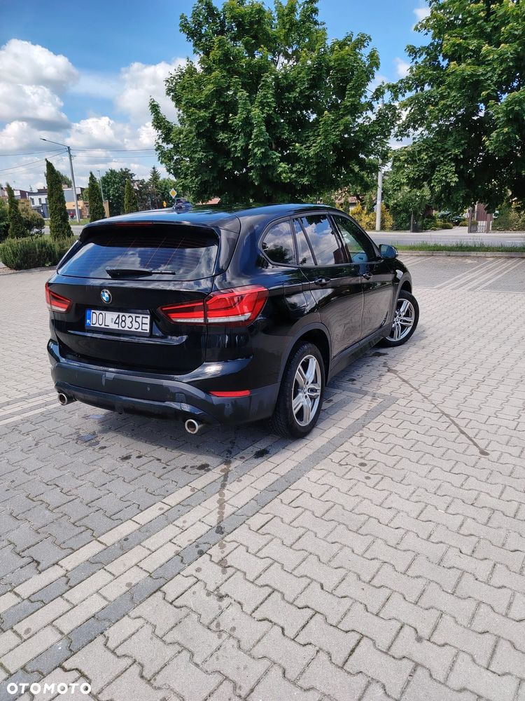 BMW X1 xDrive18d Business Edition - 6