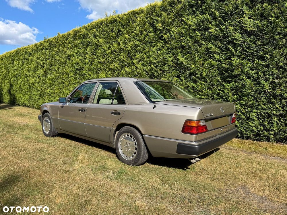 Mercedes-Benz W124 (1984-1993) - 3
