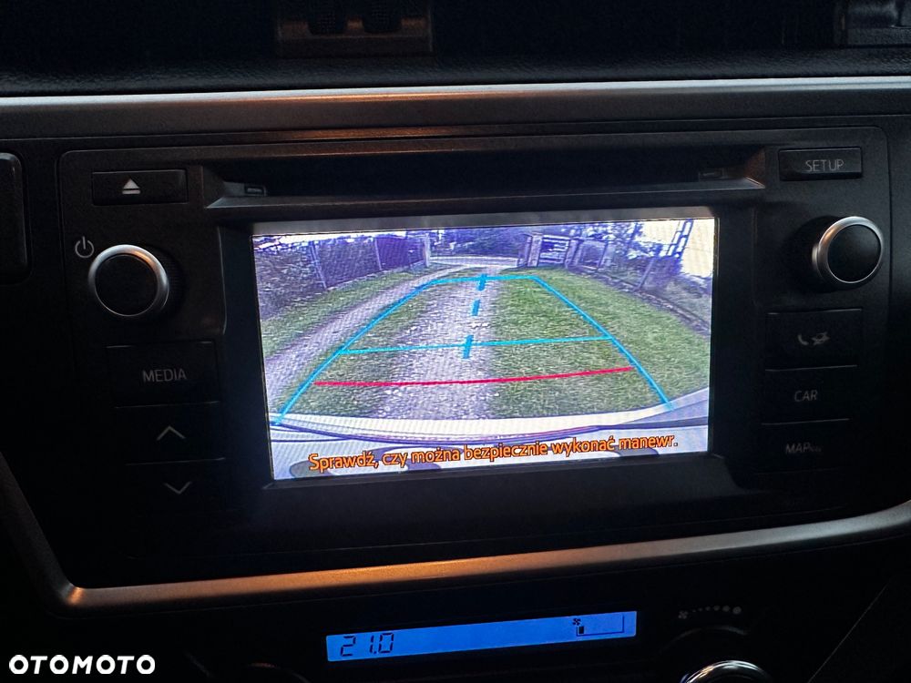 Toyota Auris 1.8 HSD Luna - 30