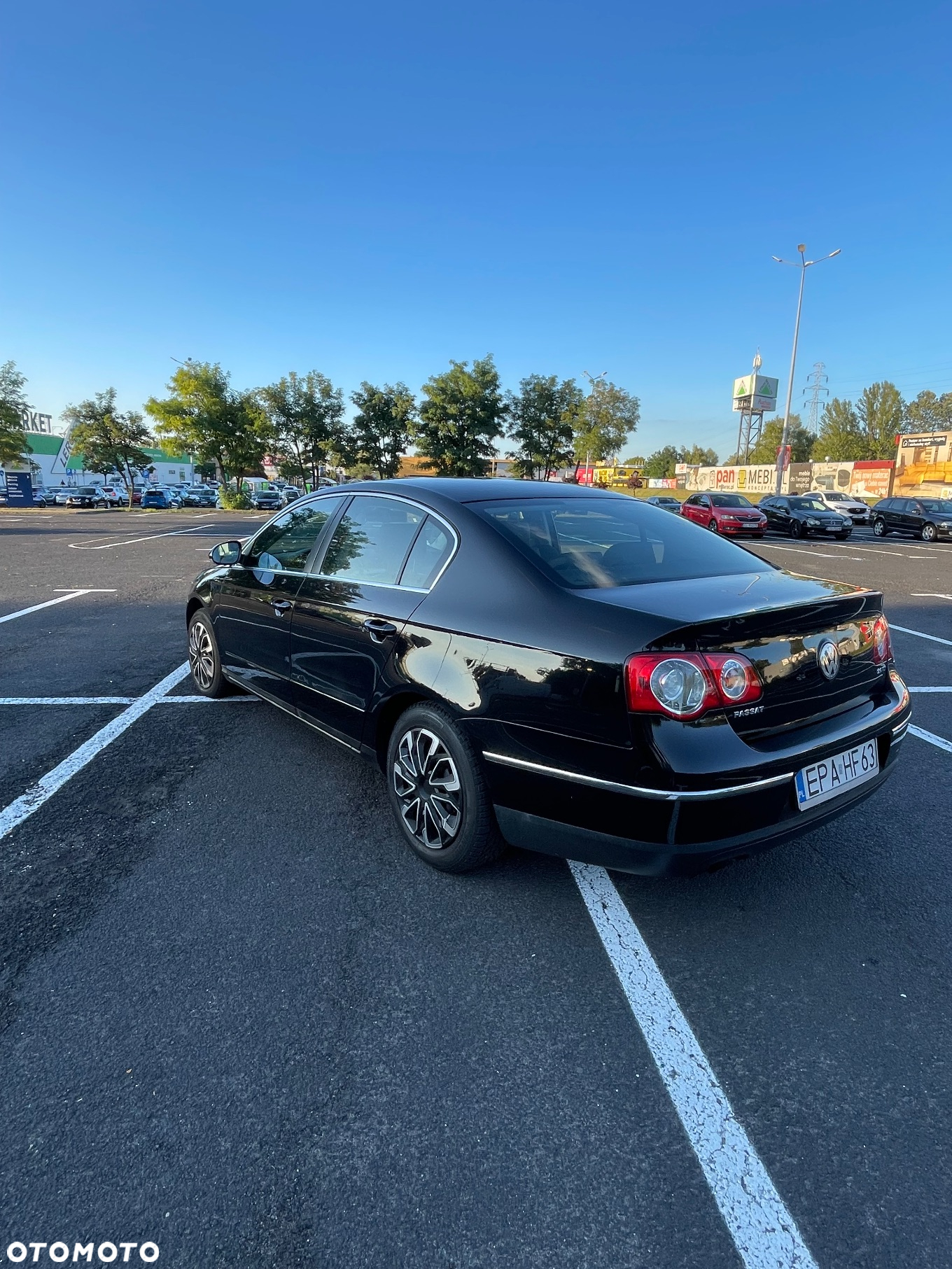 Volkswagen Passat 2.0 TDI Comfortline - 8
