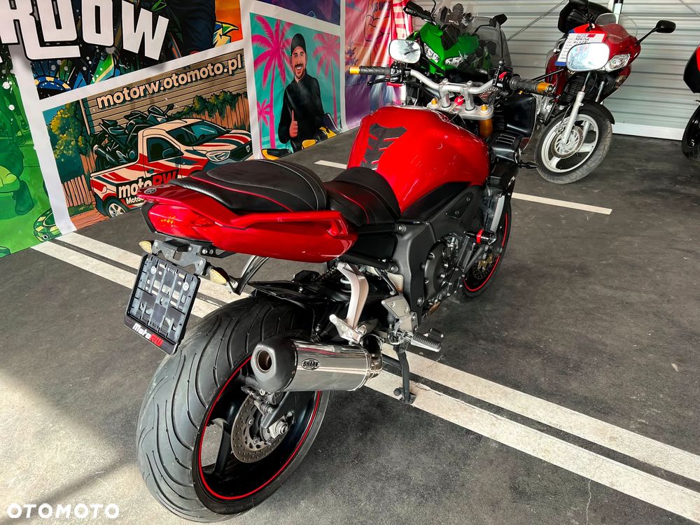 Yamaha FZ - 9