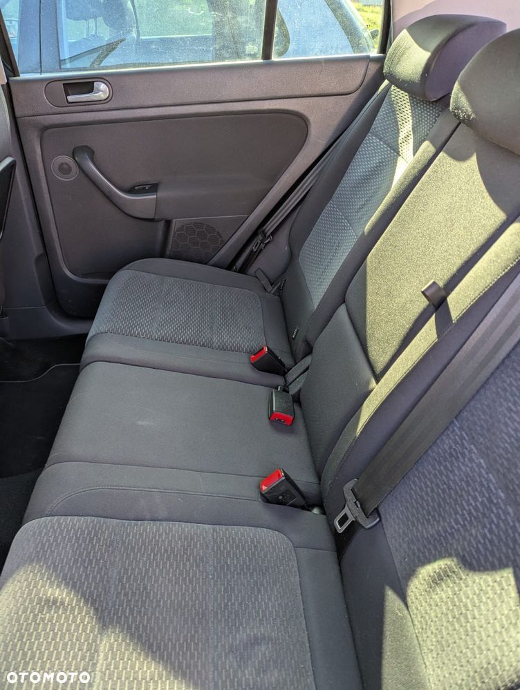 Volkswagen Golf Plus - 10