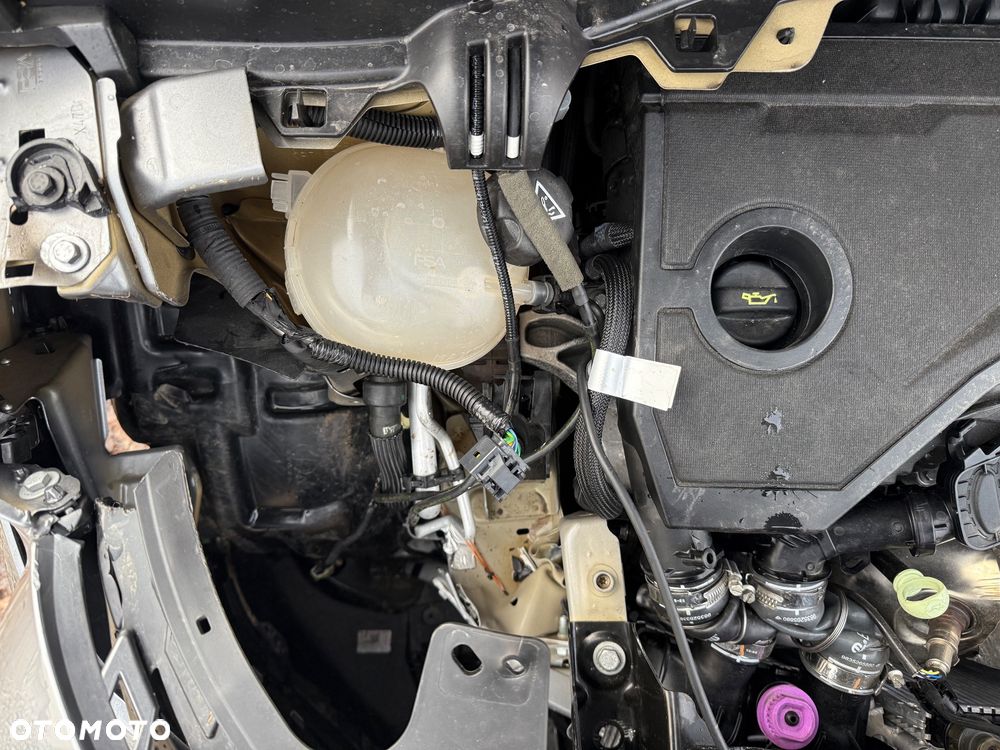 Citroën C3 Turbo 100 PLUS - 14