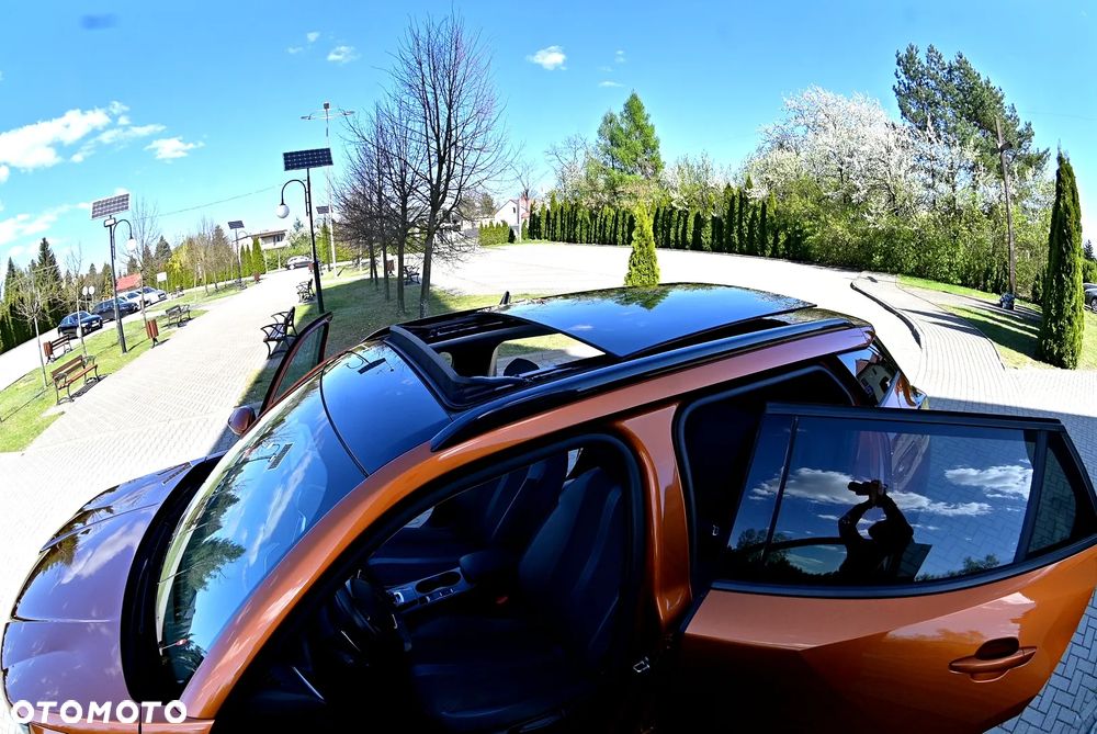 Peugeot 2008 1.2 Pure Tech GPF Allure S&S EAT6 - 13