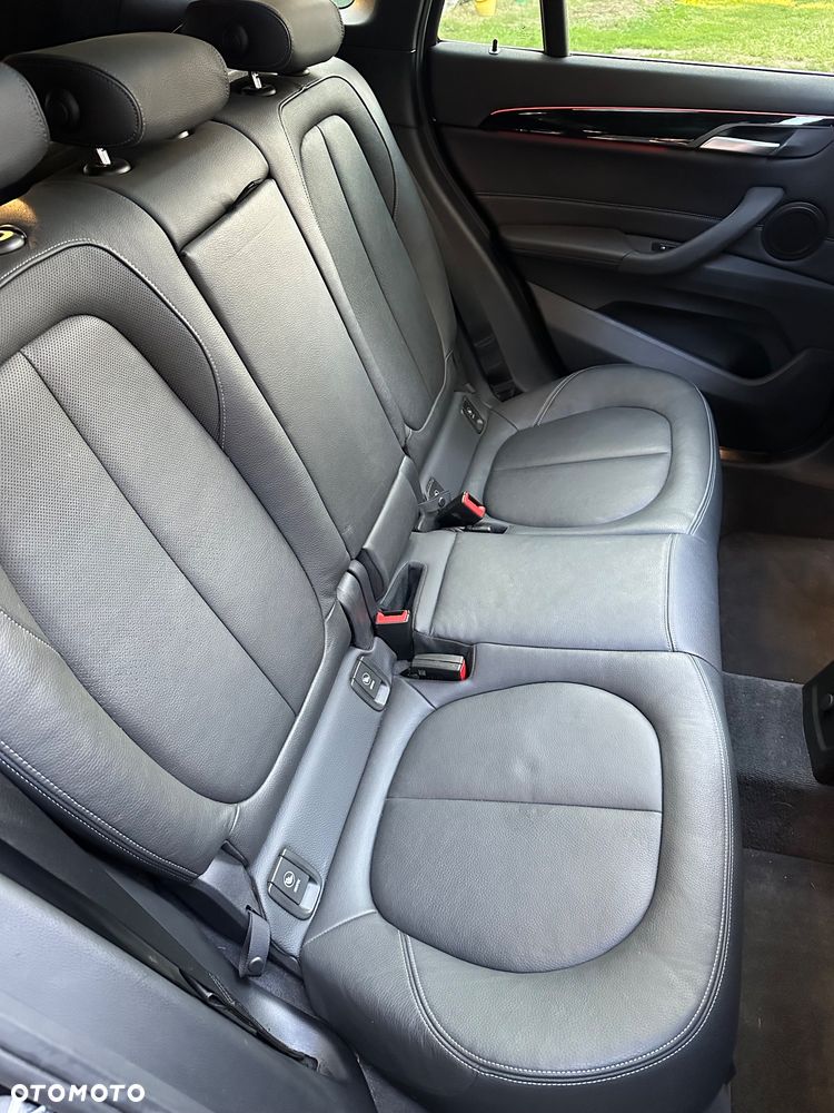 BMW X1 - 10