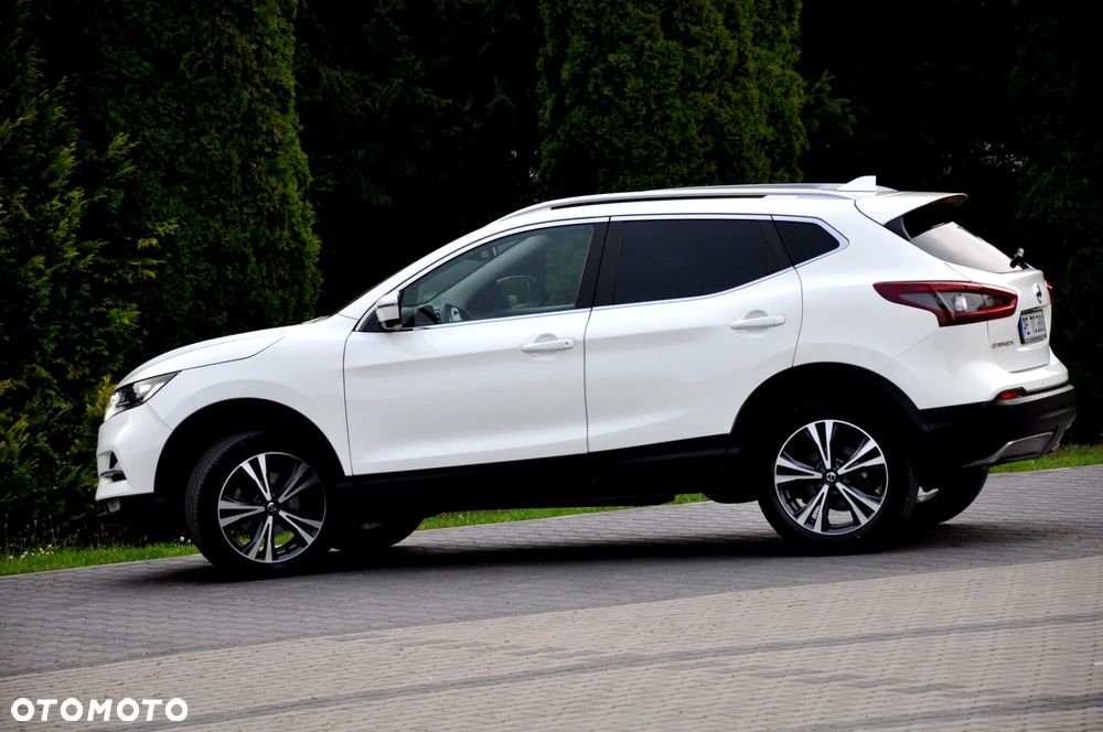 Nissan Qashqai 1.3 DIG-T AKARI - 19