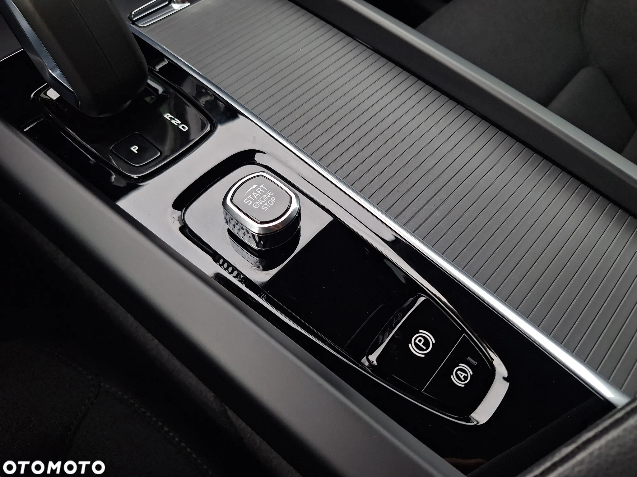 Volvo XC 60 - 24