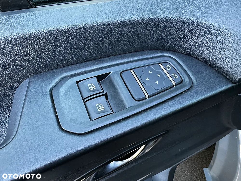 Renault Trafic 2.0 dCi - 18