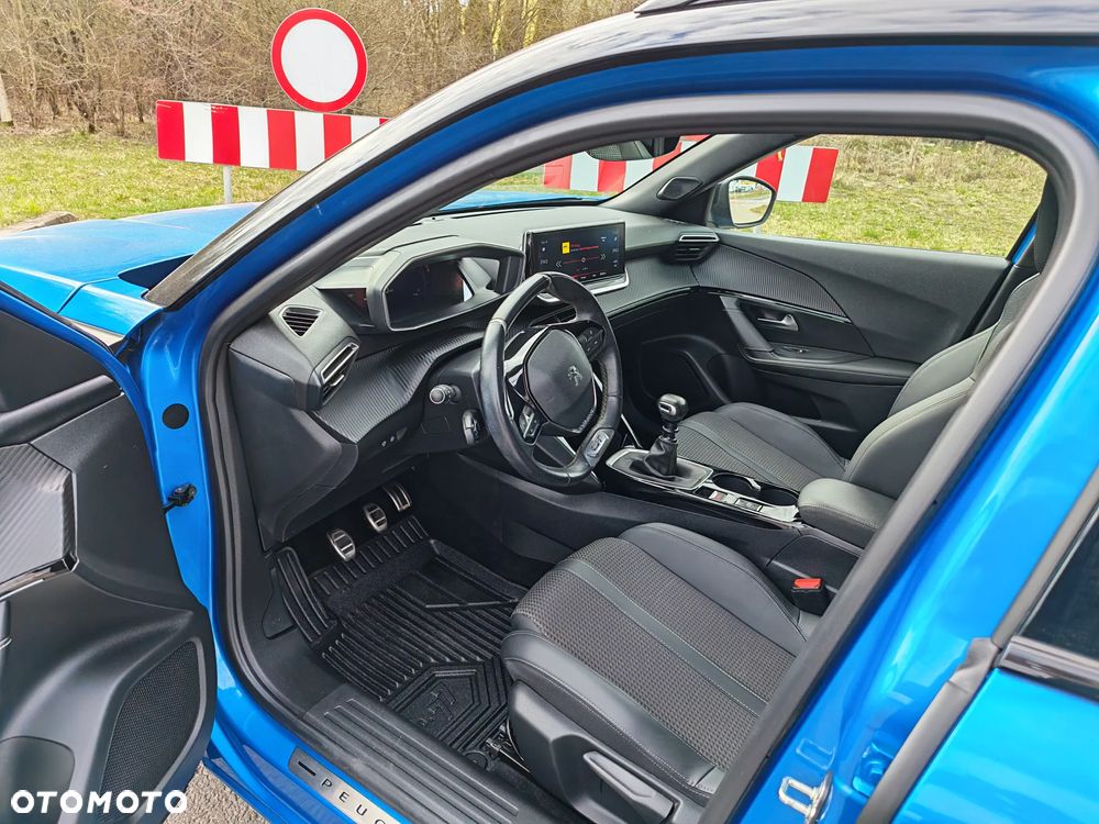 Peugeot 2008 - 7