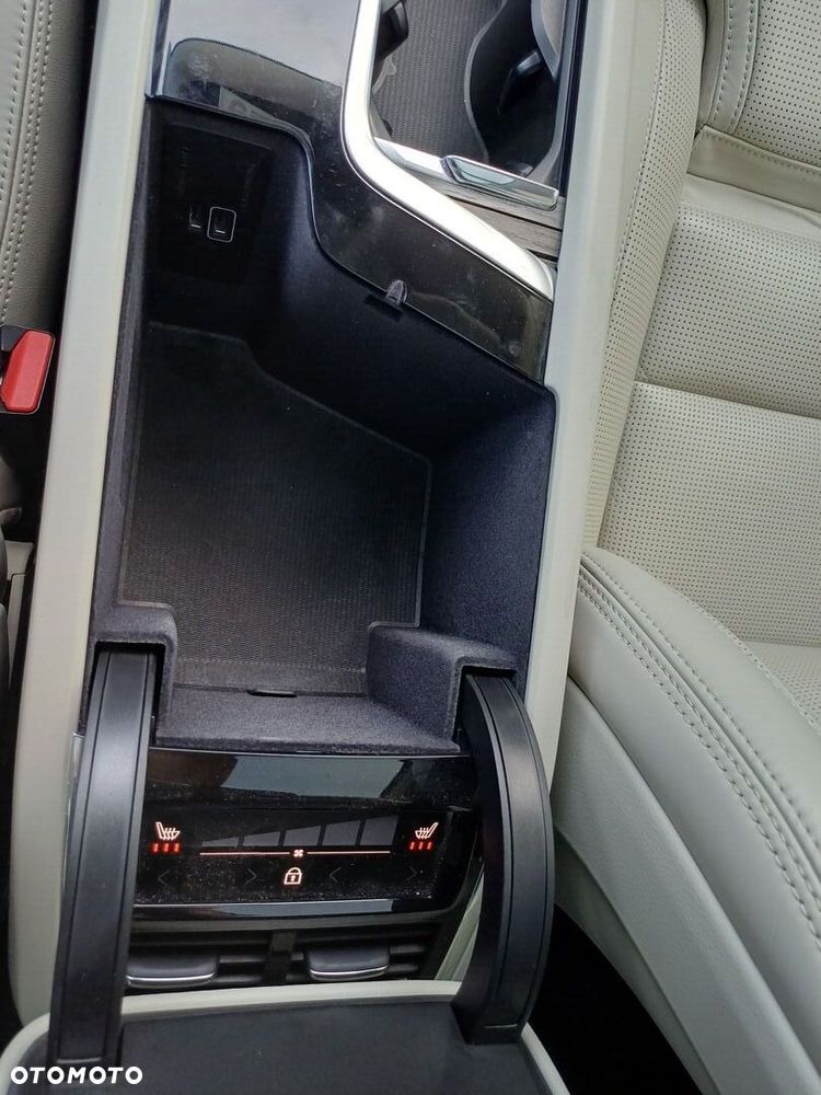 Volvo XC 90 B5 D AWD Inscription 7os - 26